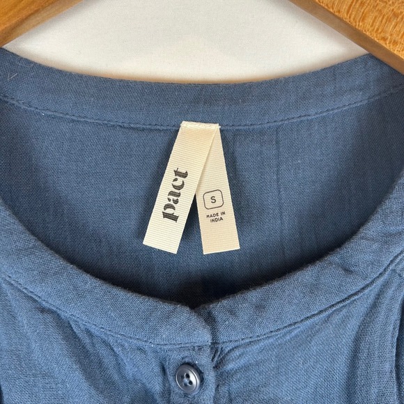 Pact Gauze Henley Shirt Blue Short Sleeve Button Up Textured Top Women's Size S - Picture 3 of 9